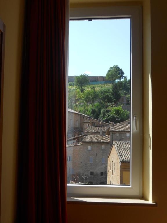 Albergo Italia Урбіно Номер фото
