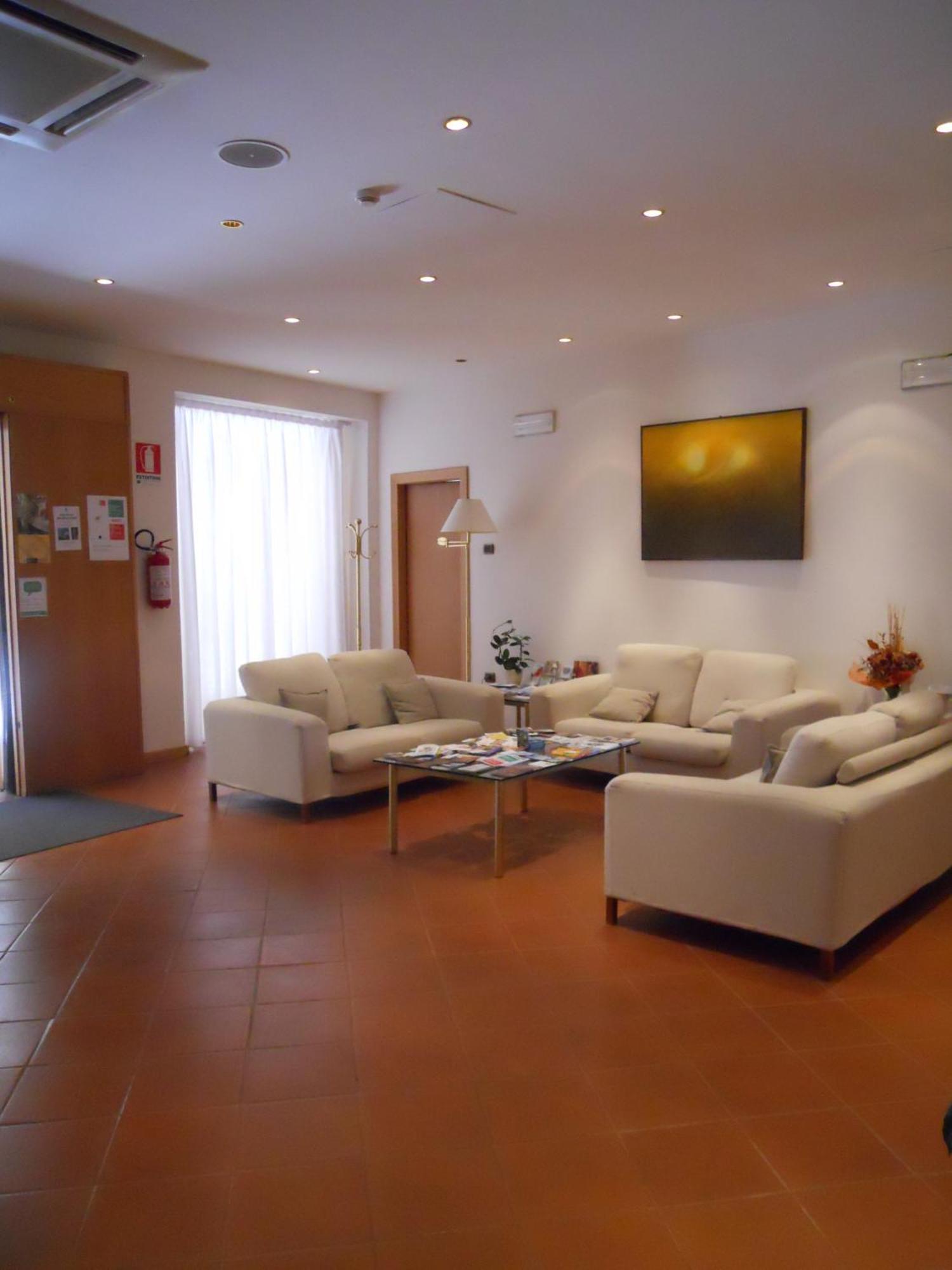 Albergo Italia Урбіно Екстер'єр фото