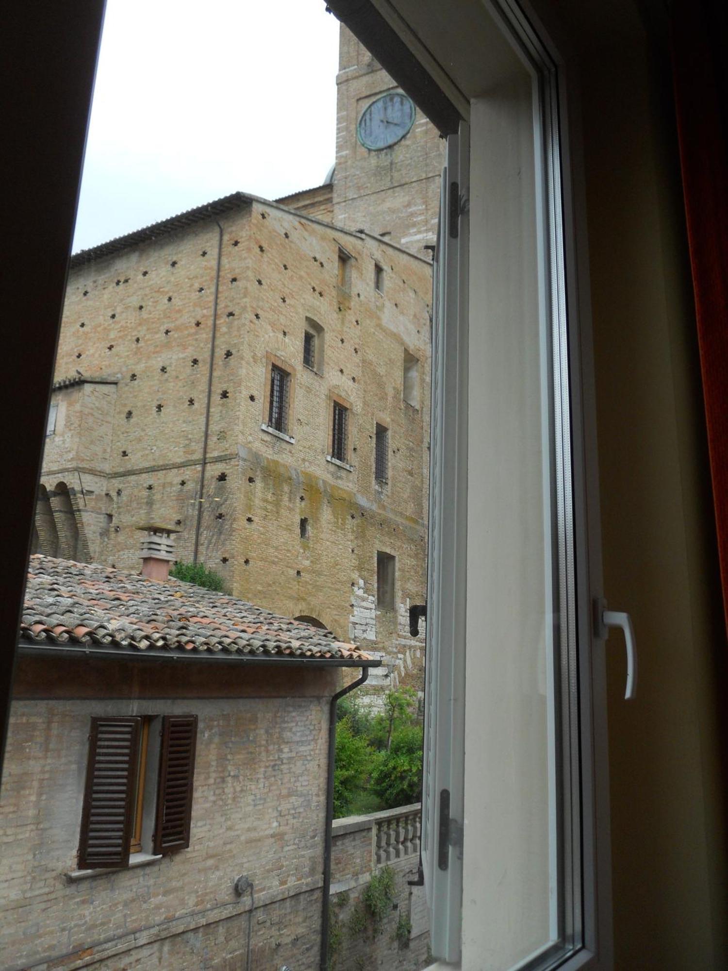 Albergo Italia Урбіно Екстер'єр фото