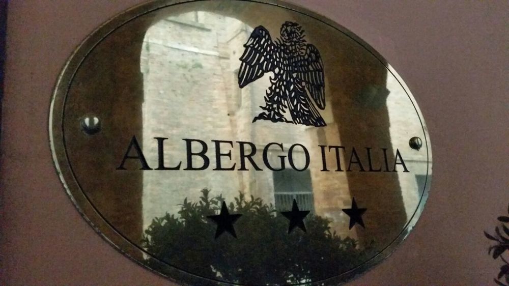 Albergo Italia Урбіно Екстер'єр фото